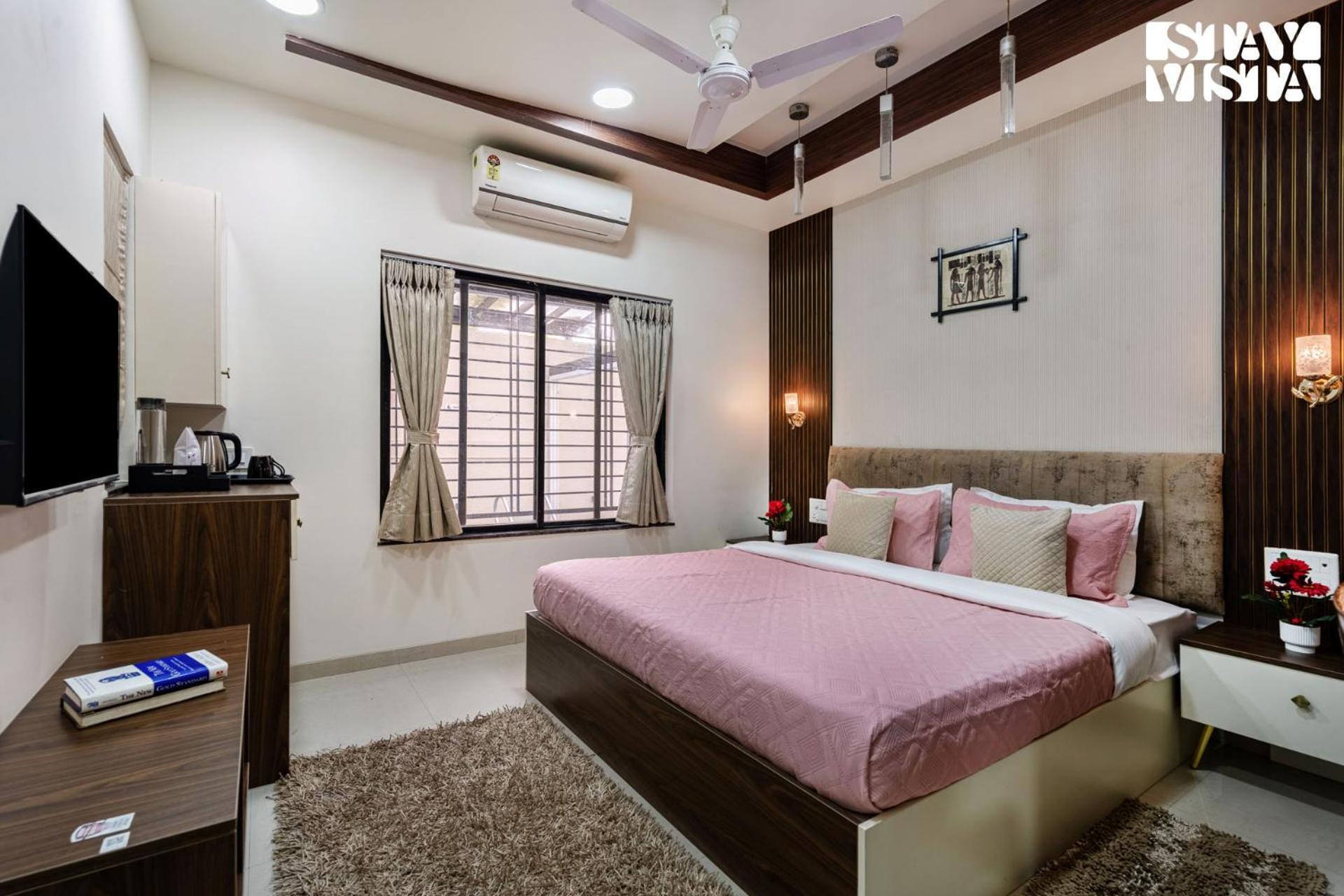 Serenity Meadows With Pool By Veo - Part Of Stayvista ناسيك المظهر الخارجي الصورة